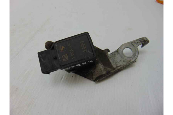 SENSOR| BMW- 520 I 170CV 2171CC|1093697 SENSOR REGULADOR FAROS XENON - 2000