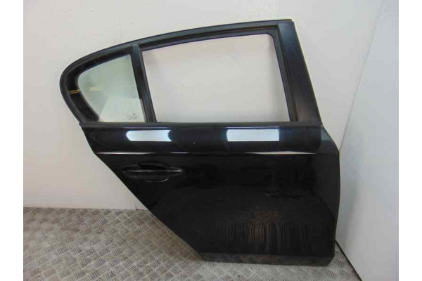 PUERTA TRASERA DERECHA| BMW- 118 D 143CV 1995CC|NEGRA - 2007