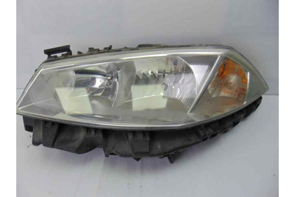 FARO IZQUIERDO| RENAULT- 1.6 16V (BM0C, CM0C) 113CV 1598CC|8200476428 - 2005