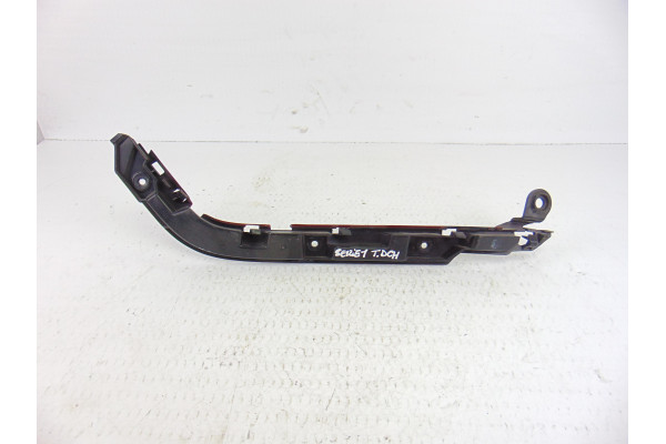 MOLDURAS TRASERAS  BMW 1  123 D 204CV 1995CC 2009 7058513