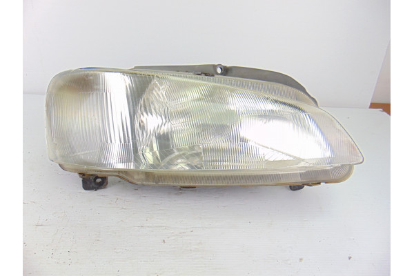 FARO DERECHO  PEUGEOT 106 II  1.5 D 57CV 1527CC 1996