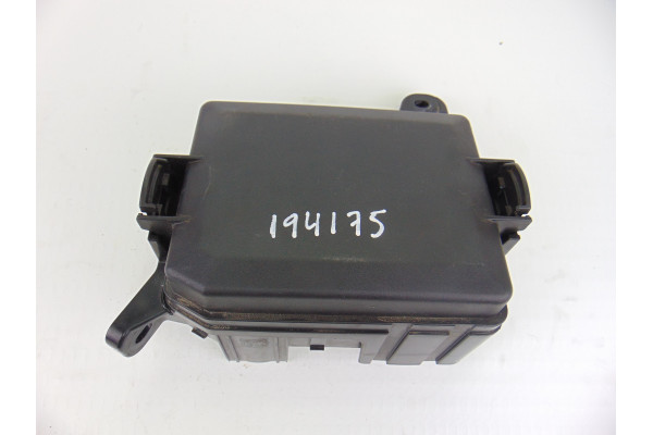 CAJA RELES / FUSIBLES  HYUNDAI I20  1.2 84CV 1248CC 2015 91950-C8290