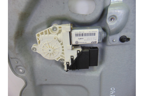 ELEVALUNAS TRASERO DERECHO| VOLKSWAGEN- |1K0959704B - 2004