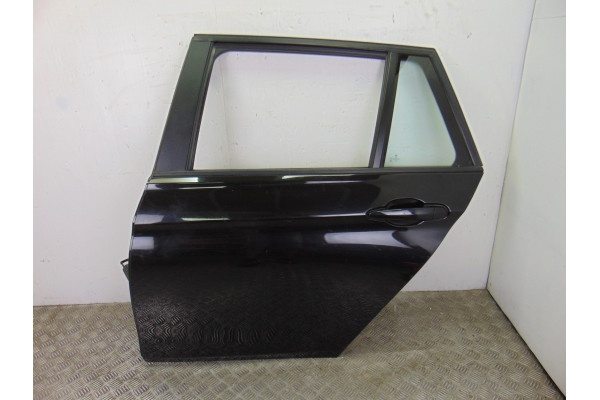 PUERTA TRASERA IZQUIERDA  BMW 3 TOURING  318 D 143CV 1995CC 2014 NEGRA